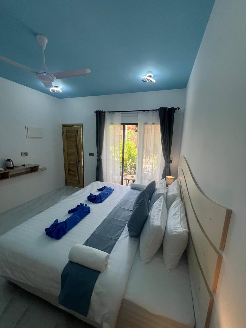 Infinity Beach Dhigurah 迪古拉 外观 照片
